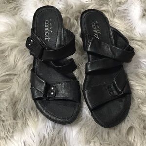 Women’s sandals